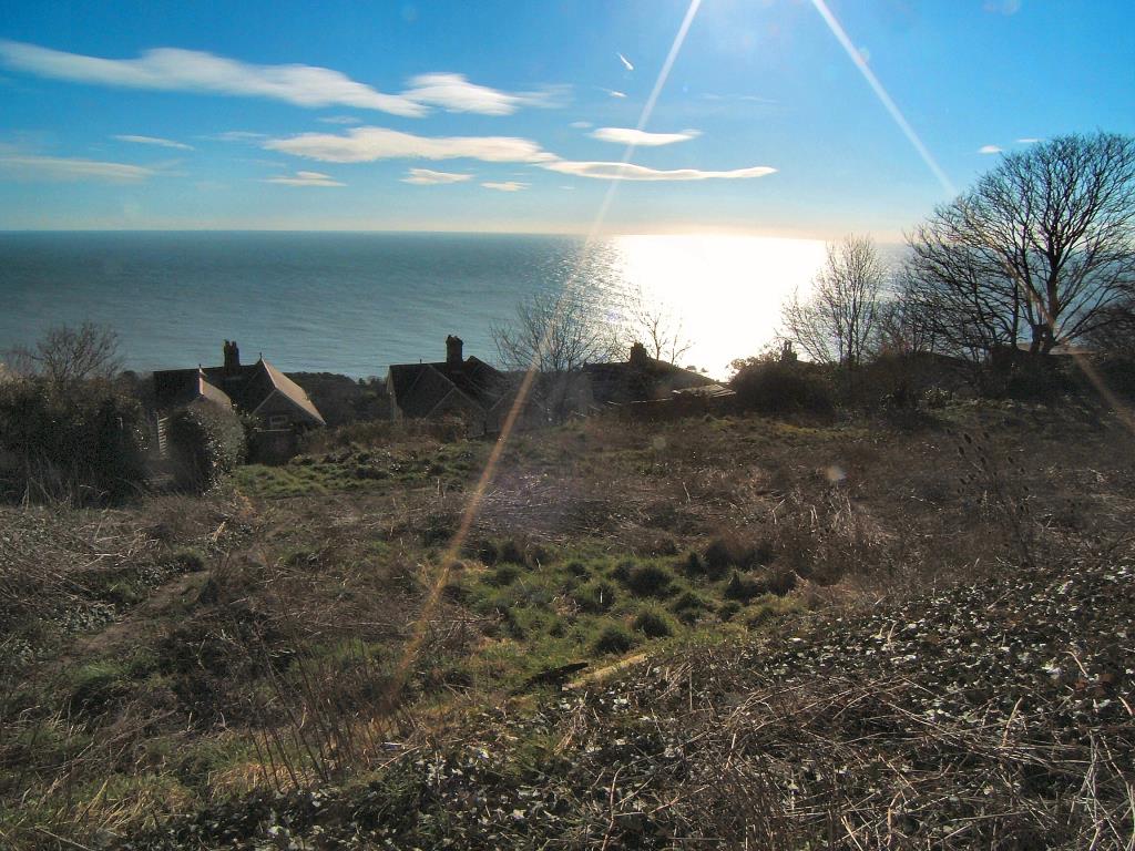Lot: 23 - PAIR OF BUILDING PLOTS EACH WITH CONSENT FOR A DETACHED HOUSE WITH SEA VIEWS - View shot of English Channel from plots for sale in Ventnor